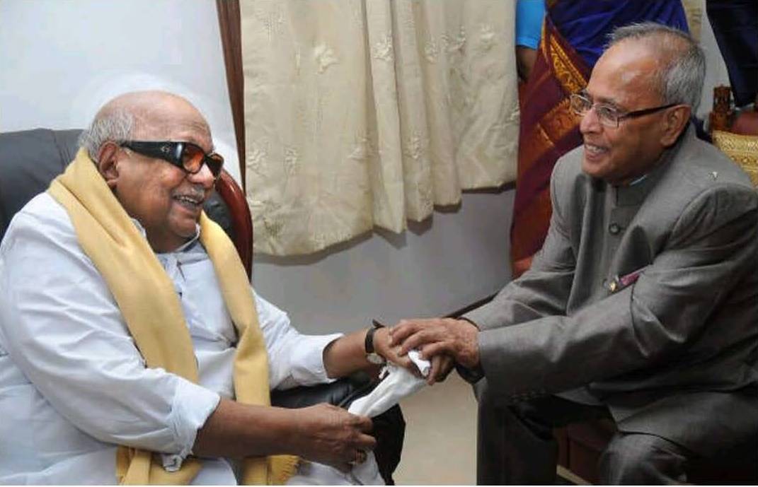 பிரணாப் முகர்ஜி ஆதரவு கோரி கலைஞரைச் சந்திக்கிறார்